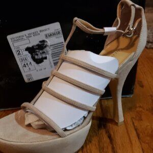 COLIN STUART STRAPPY HEEL Victoria's Secret New in box never worn size 8